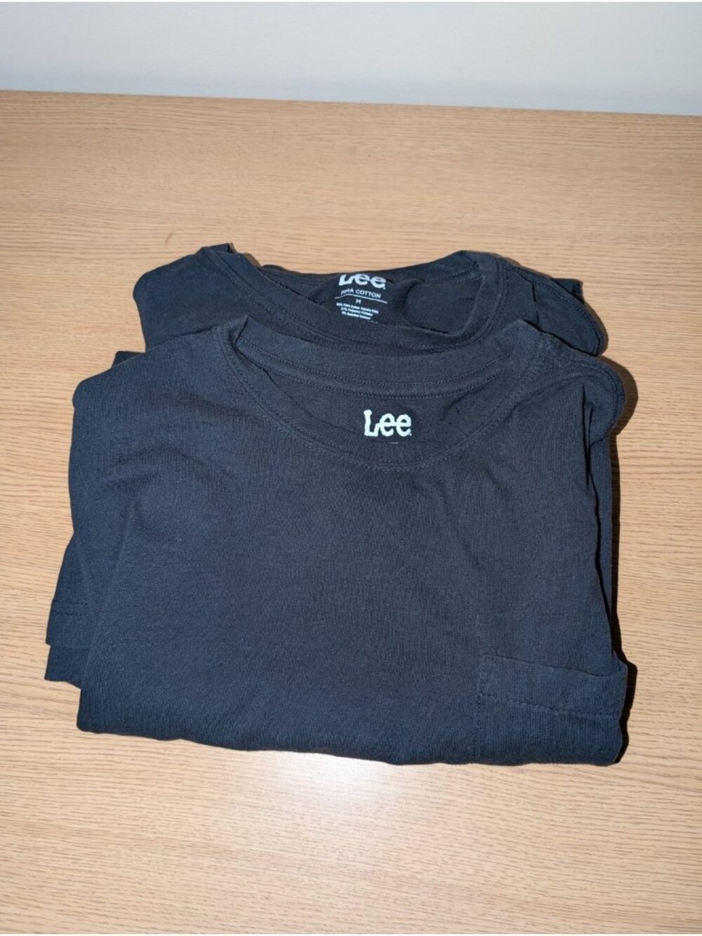 Lee Lot Of 2 Shirt Mens M Black Short Sleeve Tee Pocketed‎ Crew Neck Solid Pima
